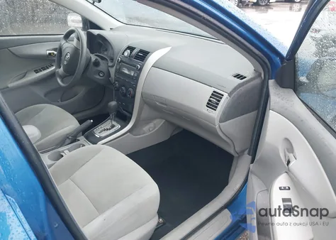 2010 Toyota Corolla Le z USA, uszkodzony, nr VIN 2T1BU4EE3AC226503